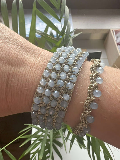 bracciali handmade Raffinati e concetti unici, questi bracciali crochet bijoux sapranno esaltare al meglio la tua femminilità.