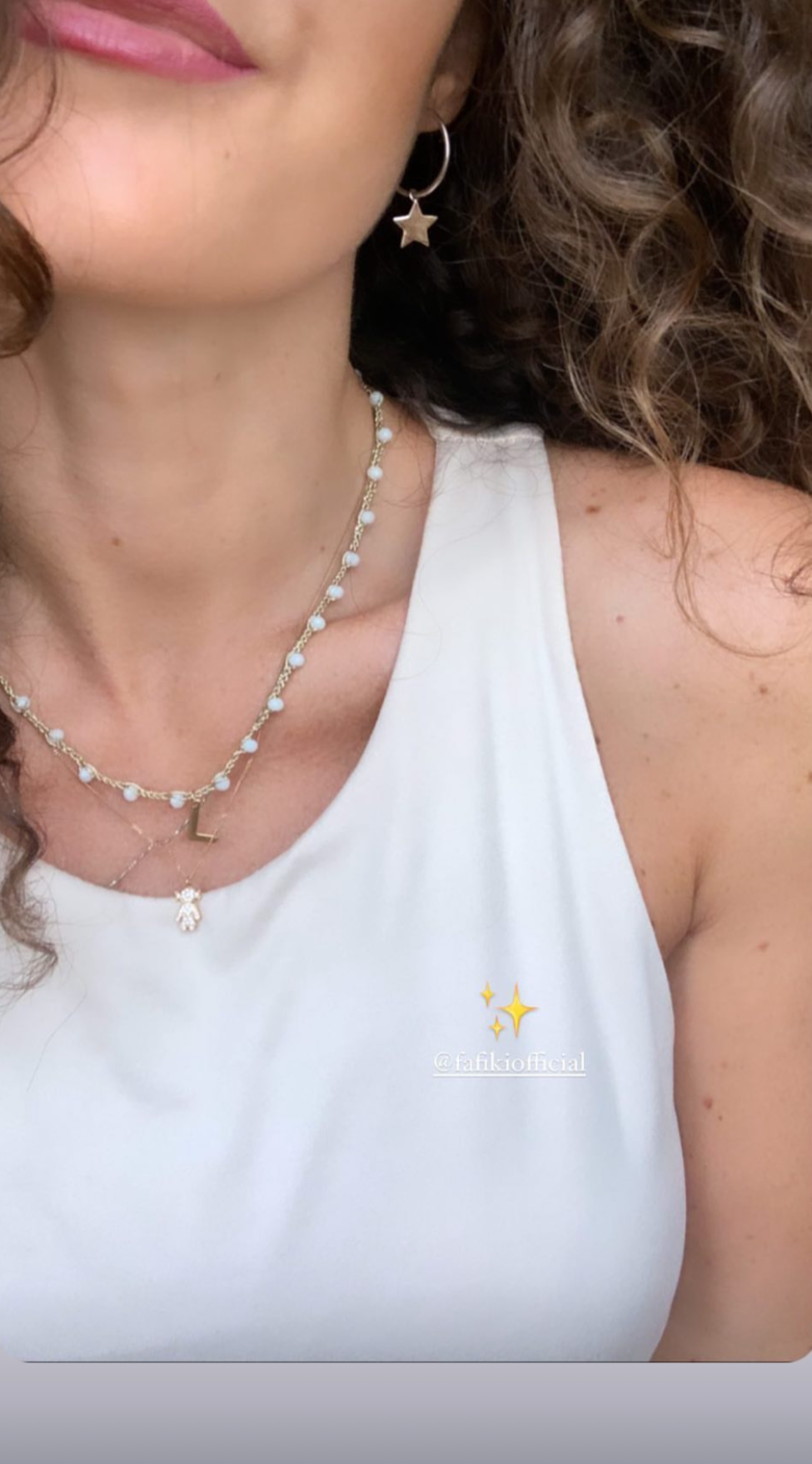 Personalisierte Halskette mit gehäkelten Juwelen und Perlen