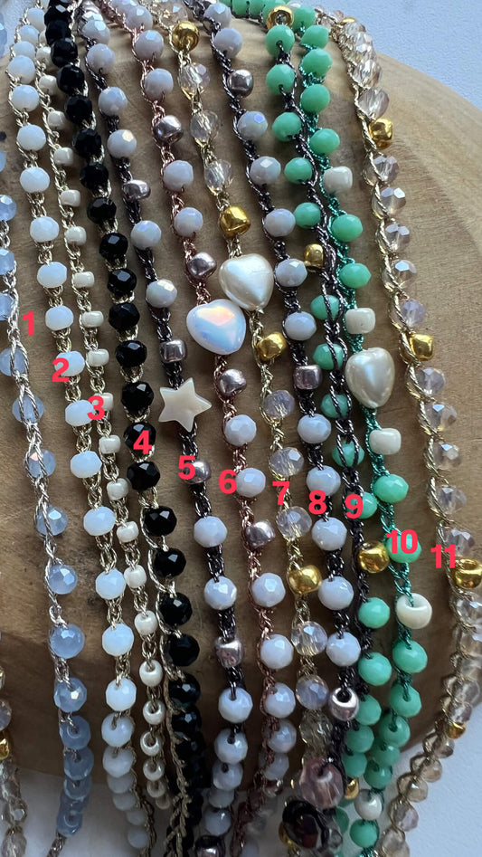 Cavigliere semplici fatte a mano: gioielli minimal eleganti, leggeri e raffinati per ogni occasione.