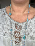 Collana boho chic Giardino Azzurro: anallergica, senza chiusura, ispirata alla natura. Indossa la bellezza autentica con stile e leggerezza