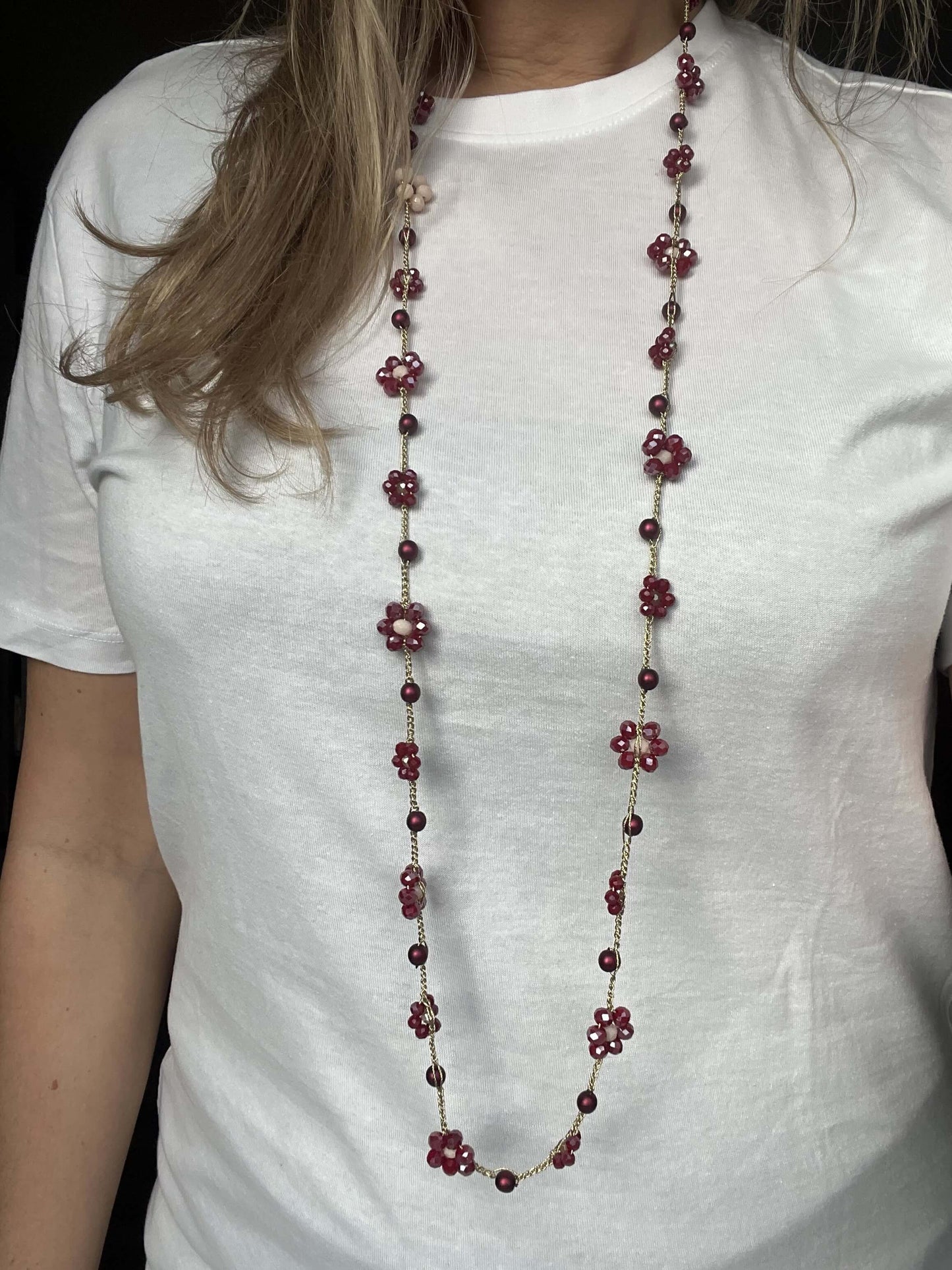 Collana bordò lunga 120 cm, crochet fatto a mano, gioiello anallergico senza chiusura, stile raffinato