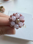 Gioiello anello morbido cristalli scintillanti filati italiani artigianale. Accessorio regolabile fatto mano elegante. Anello donna casual chic trendy