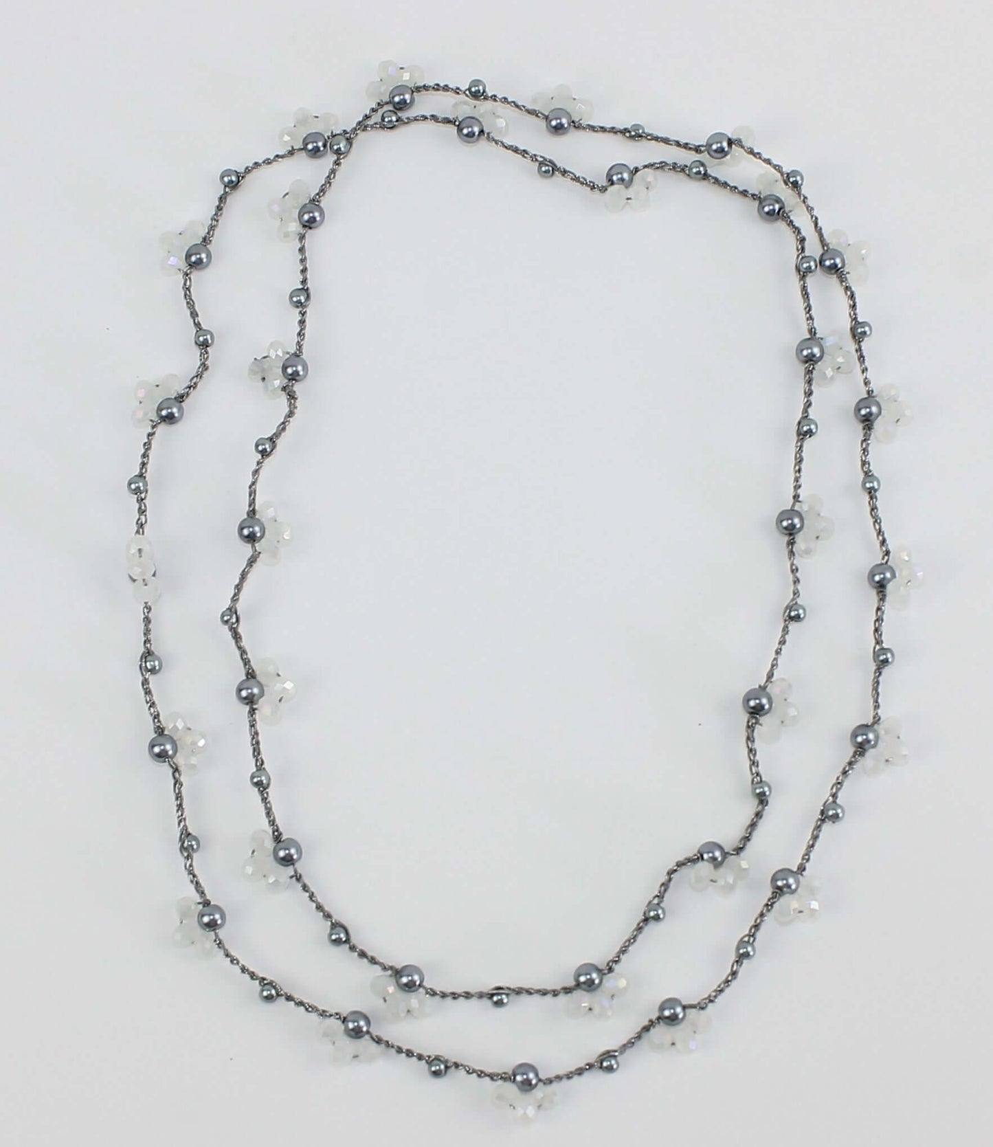 Collana Grey - collana all'uncinetto e perline - fafiki